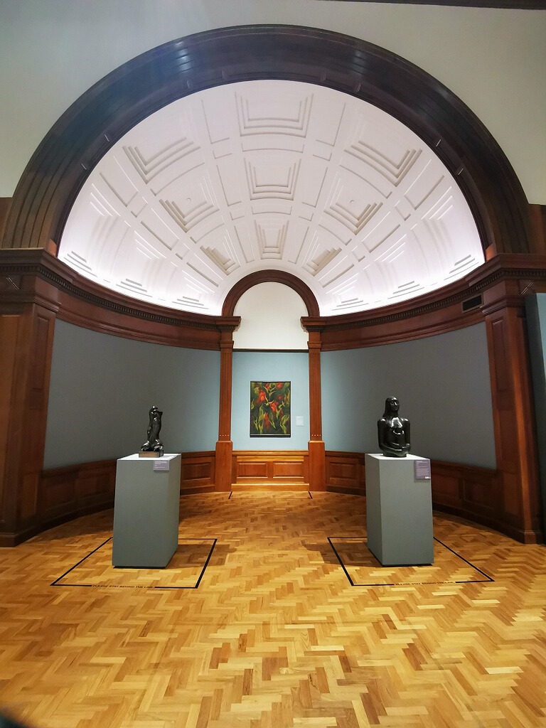 新加坡国家美术馆:壮美建筑中的艺术殿堂