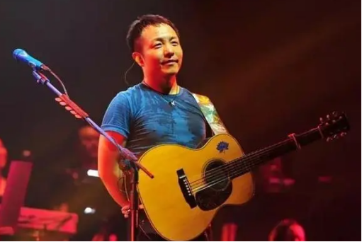 喧闹城市中的隐者,低调的音乐巨星许巍