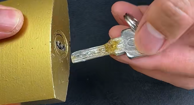 虚拟现实第一把钥匙在哪_虚拟现实第一把钥匙在哪里