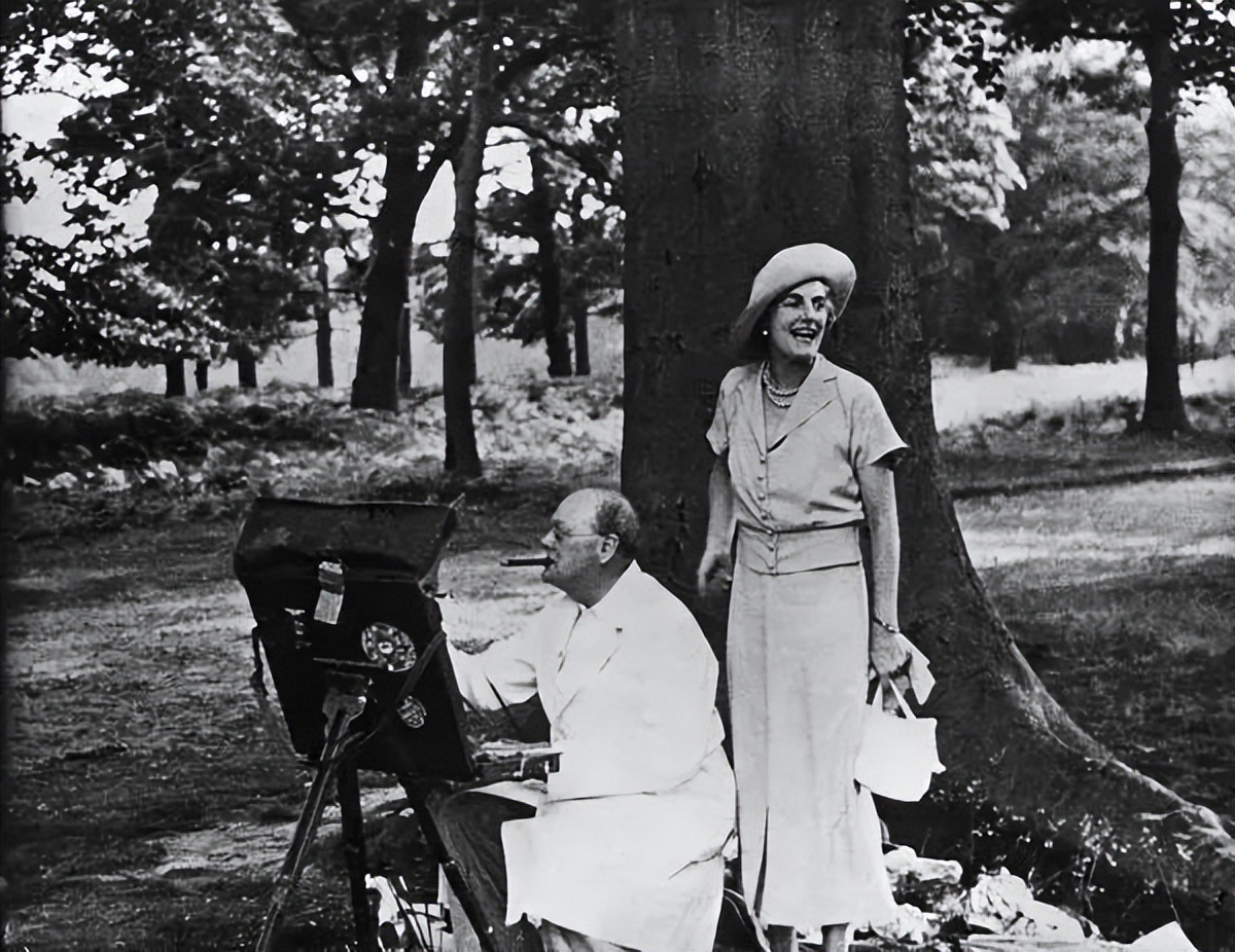 丘吉尔的妻子:从私生女到首相夫人,丈夫出轨交际花,她也找情人