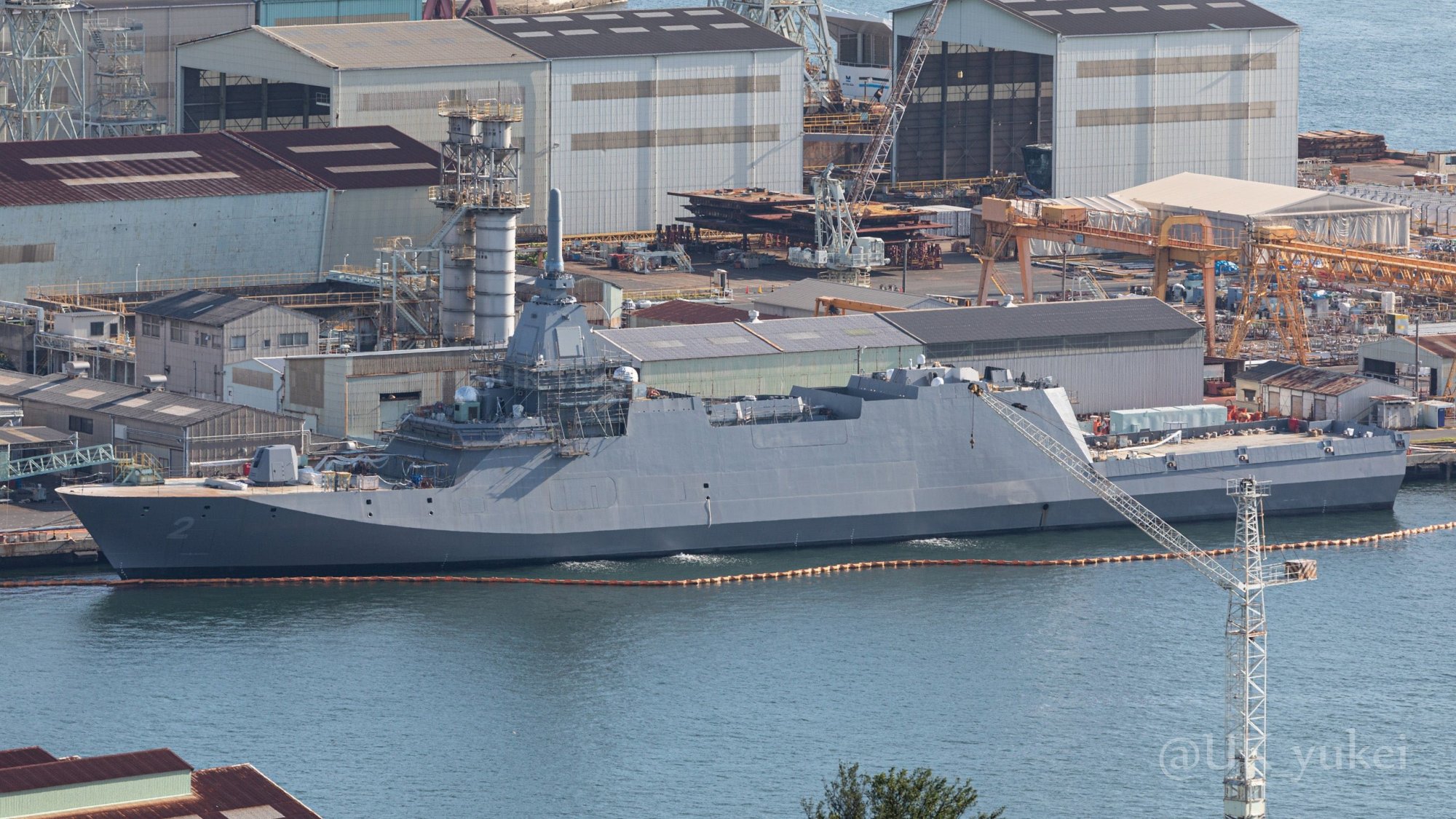 最上级护卫舰"熊野"(くまの)号