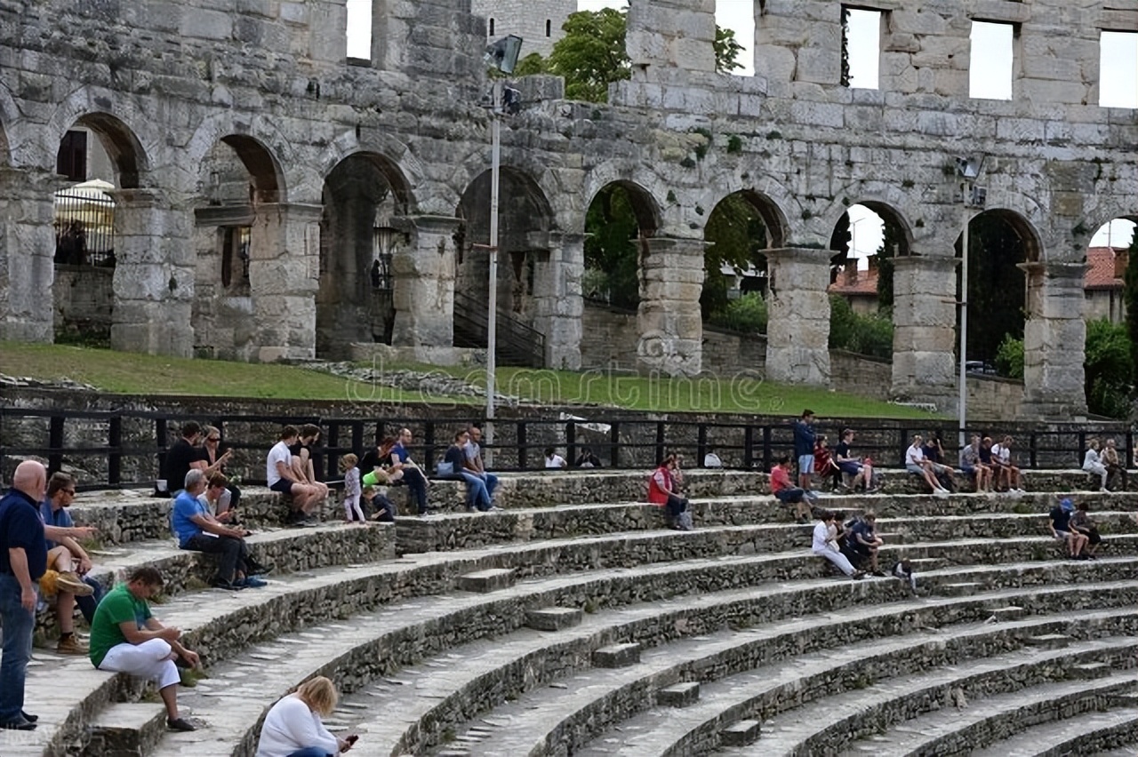 泉州恐惧医院:广场恐惧症的病因有哪些?