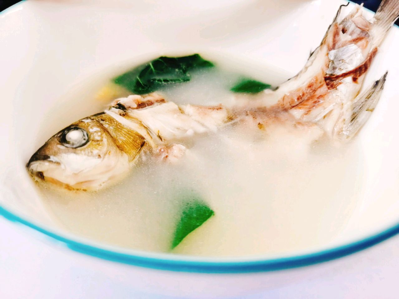 女人45岁后不要太节俭,常吃5种食物,或可有助雌激素分泌