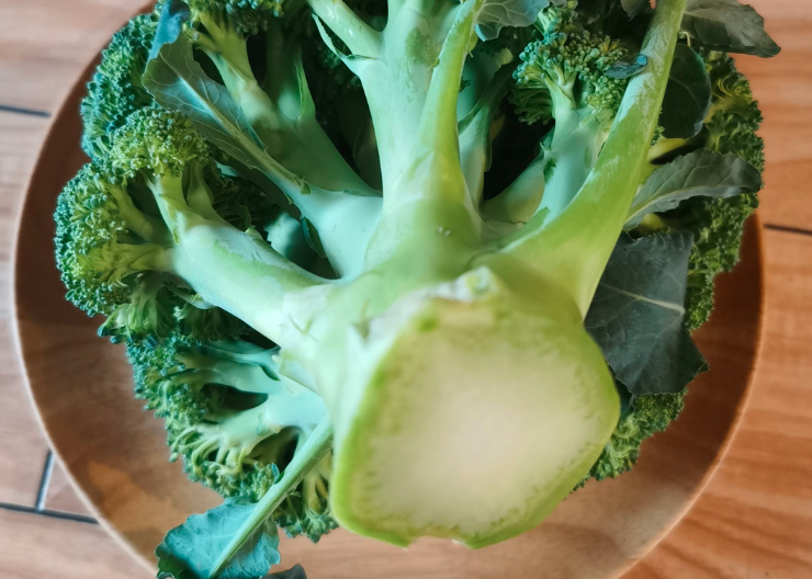 清洗西兰花 用清水和苏打水洗有啥区别 搞错了还不如不洗 来自百家号 百味食记 不错网