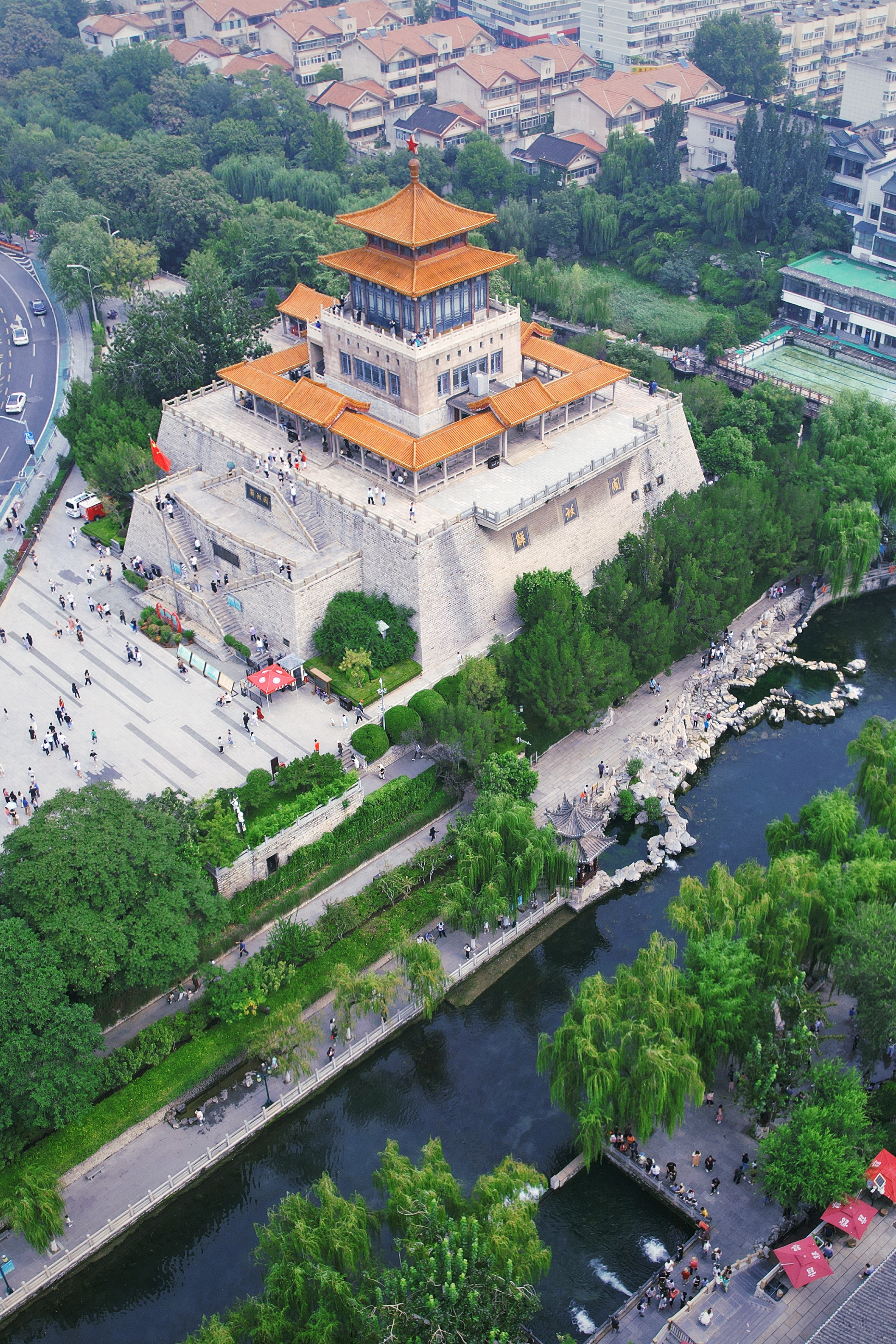 山东旅行,第一次来到泉城济南,应该怎么玩?跟我来!