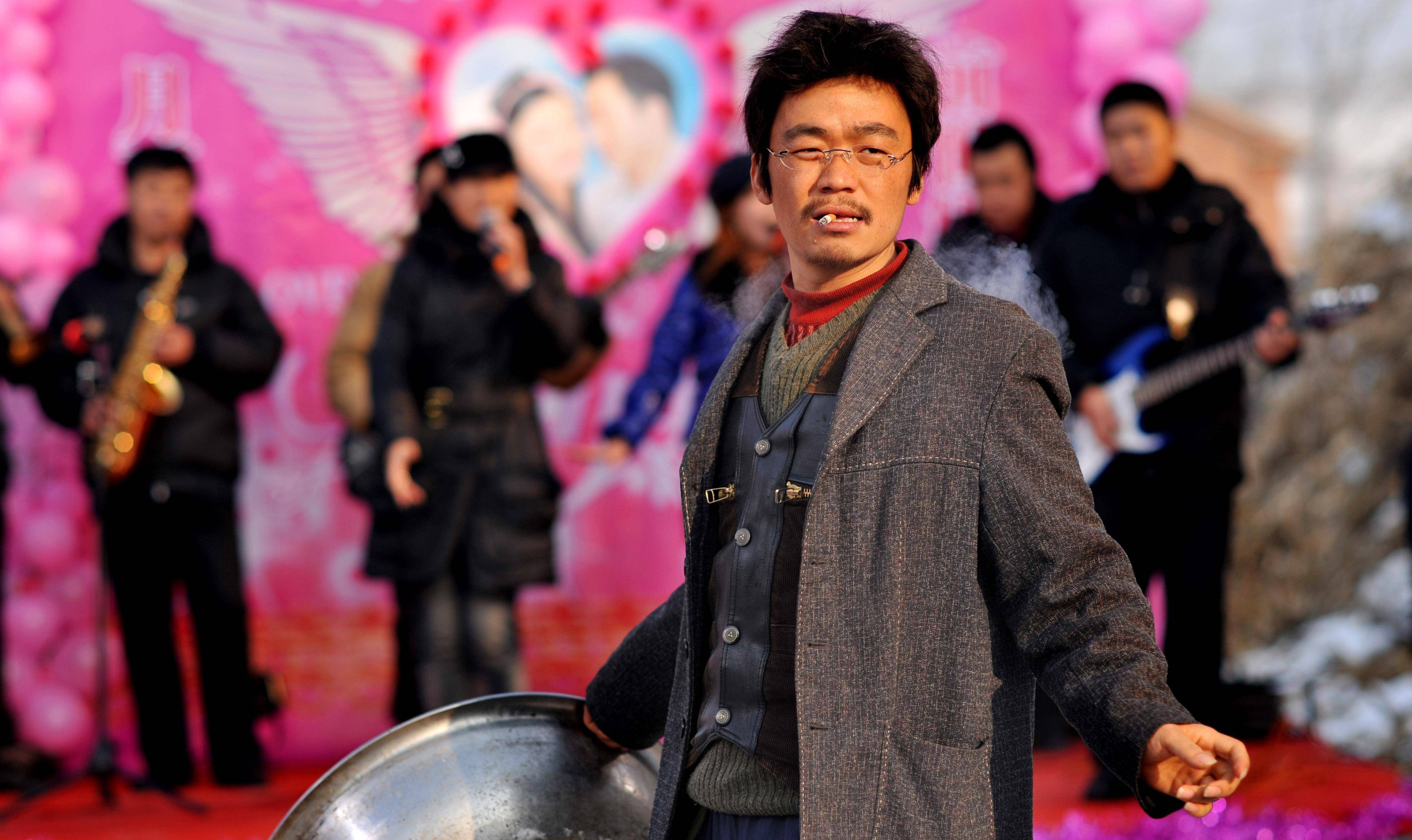 王宝强又双叒叕陷感情危机,女友冯清欠款180万被强制执行