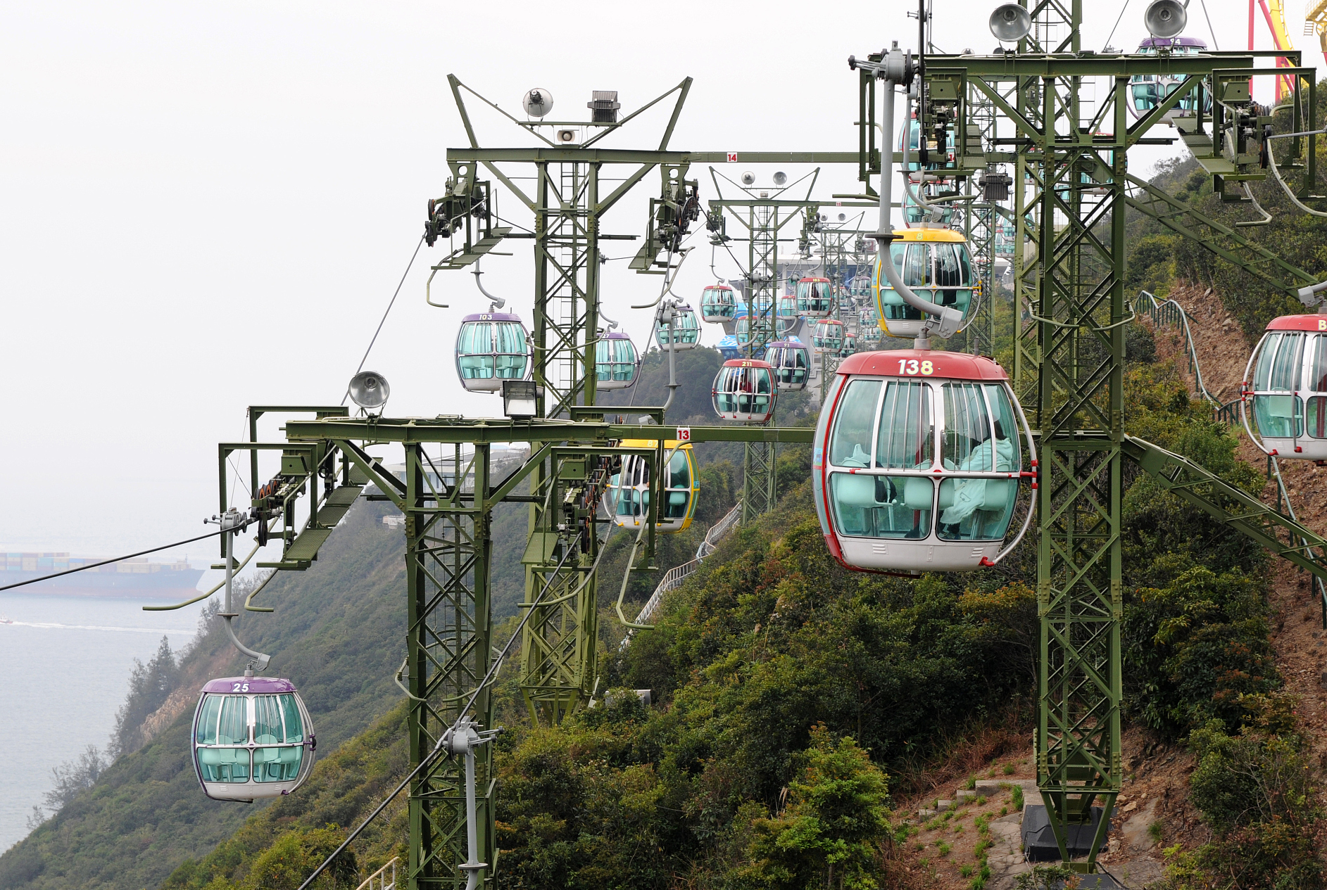 藏在青島的觀光索道,位於中山公園,還可以前往青島觀景臺!