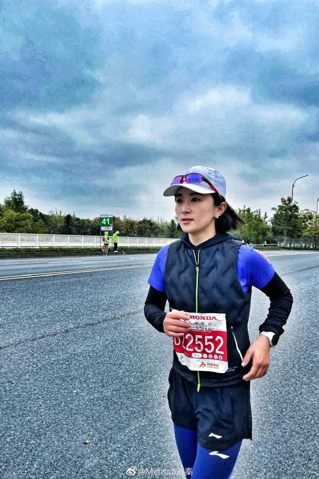 杭马511完赛,《甄嬛传》演员赵秦:跑步让我发现更真实的自己