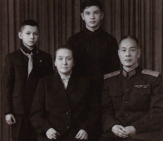 唯一战功和资历均为零的少将唐铎:21岁出国,28年后回国直接授衔