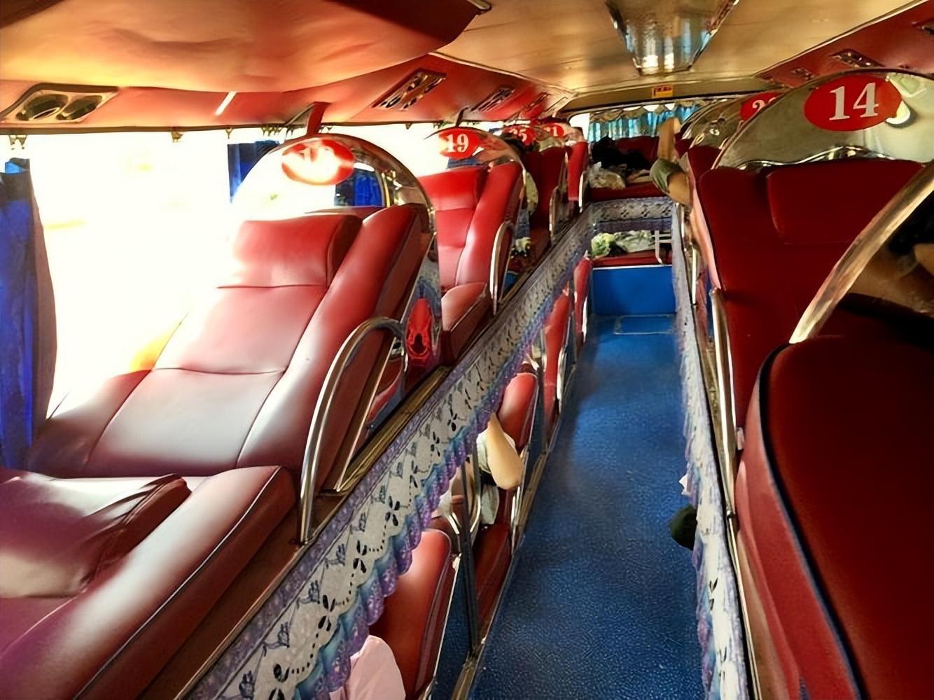 回顾我国淘汰的卧铺大巴为何在越南成了香饽饽还备受好评