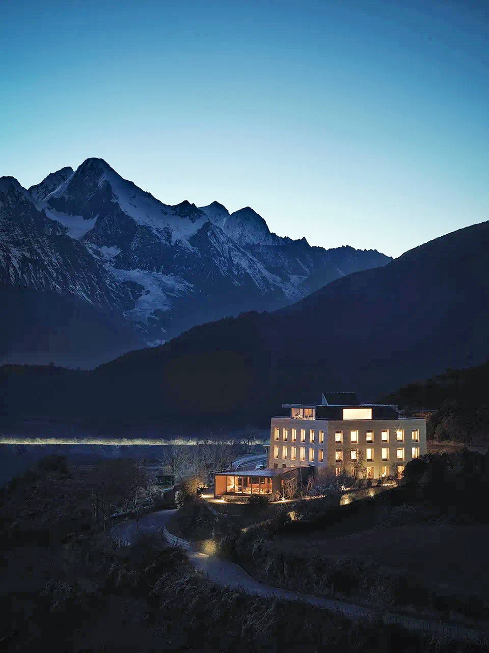 云南网红酒店网红打卡地 德钦既下山·梅里sunyata度假酒店 神秘的