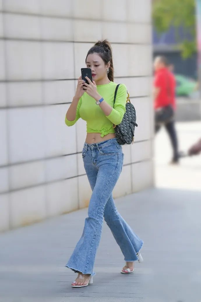 完美身材:完美健身时尚女神之蓝玥