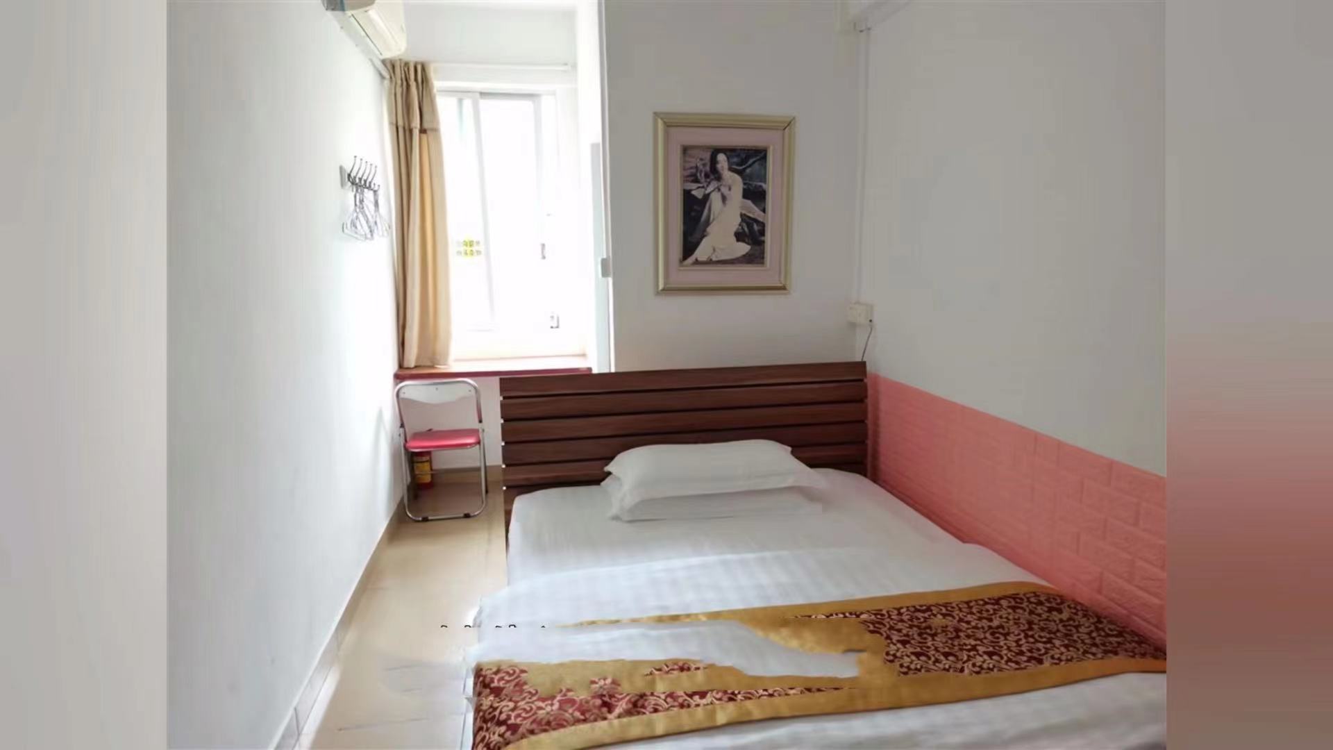 大学城开宾馆能赚到多少钱?凶猛的大学生!