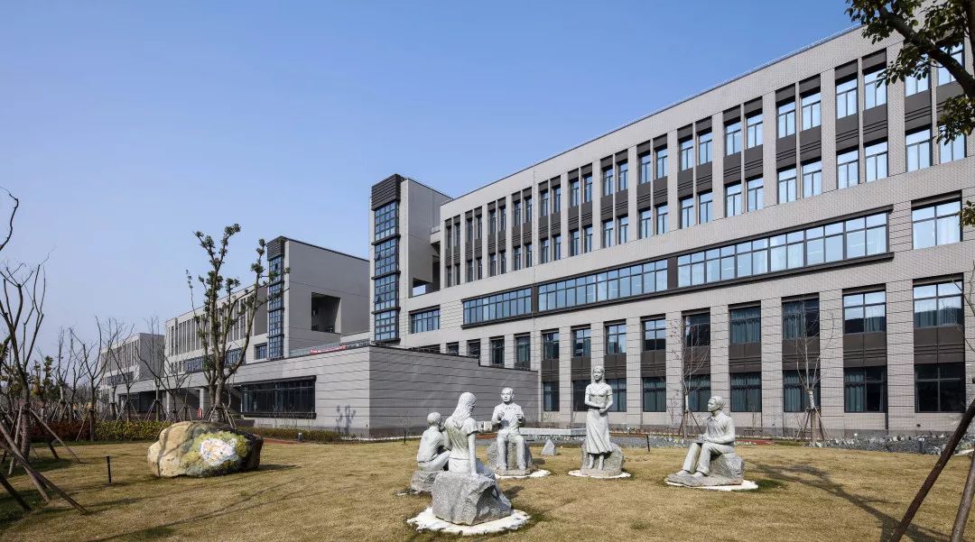 2004-2022,上海的临港大学城18岁了!