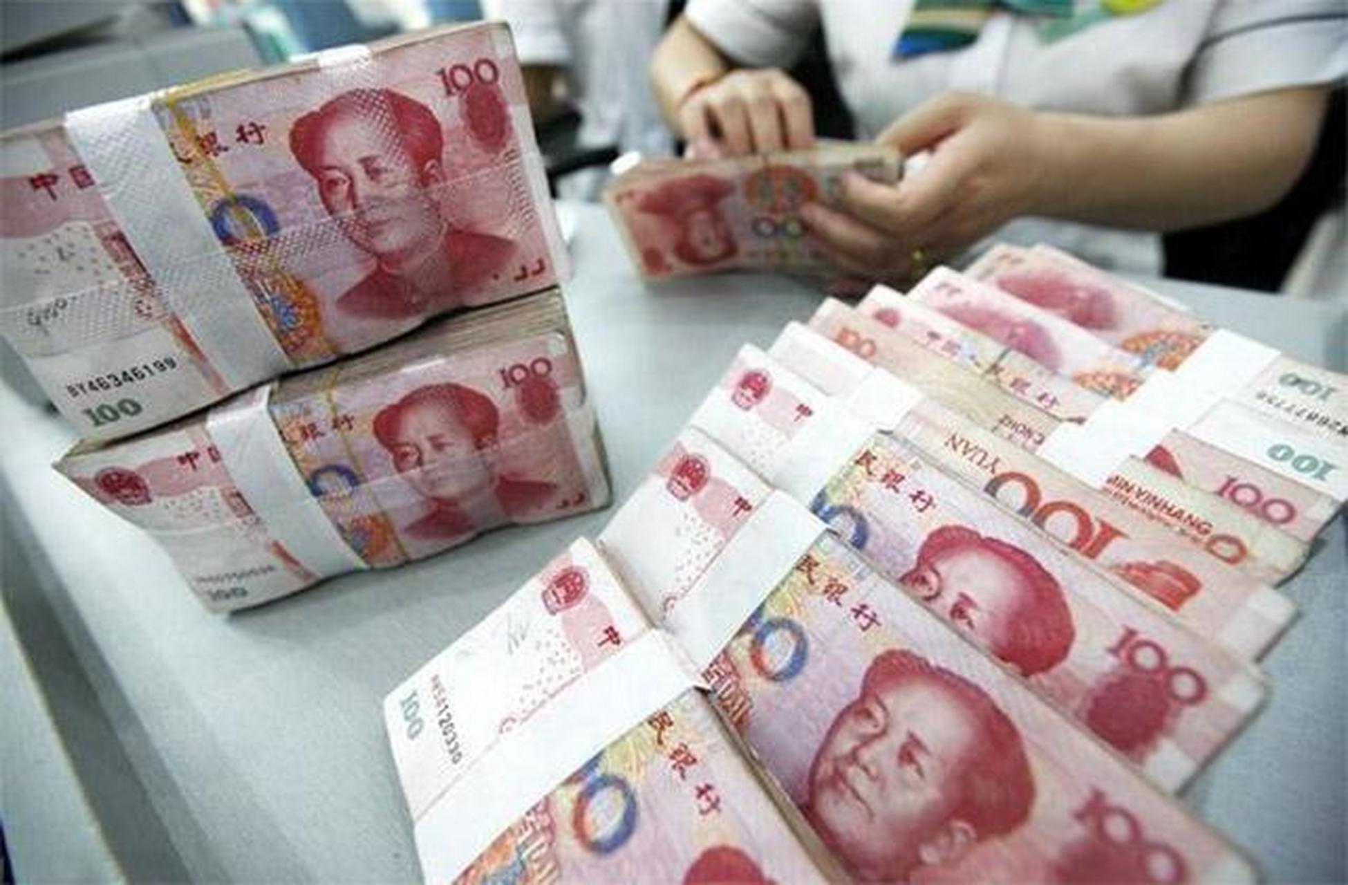 手握5万元闲钱,应该存在银行存款里,还是存余额宝?答案来了