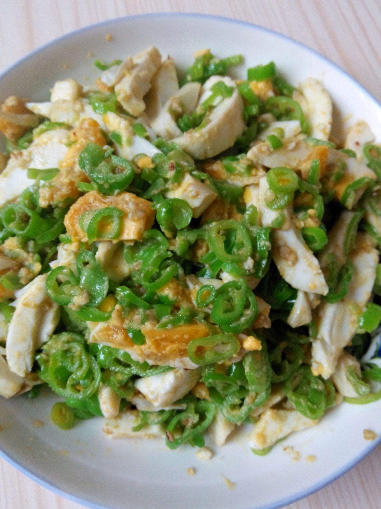 超级下饭菜-咸鸭蛋炒尖椒!