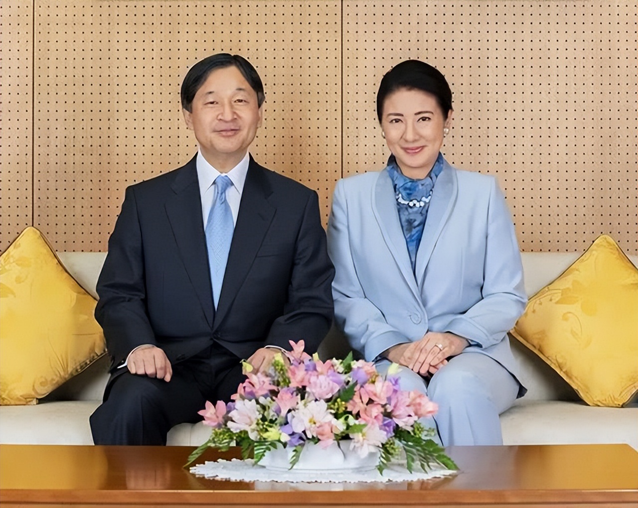 文仁亲王:比哥哥结婚早,41岁迎来老来子,父凭子贵成为继承人