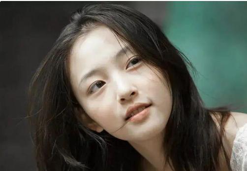 28岁吴倩生子后老10岁,眼窝凹陷惹的祸,填充的4种方法了解一下