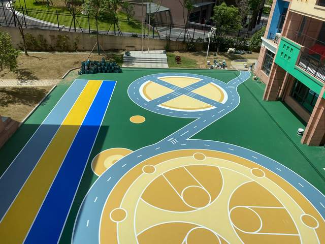 乔师傅课堂丨幼儿园塑胶跑道晾多久才能使用?