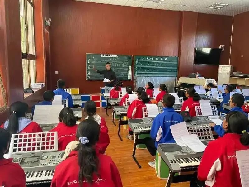 教育帮扶 | 西藏日喀则市江孜闵行中学开展社团活动 全面培育学生综合