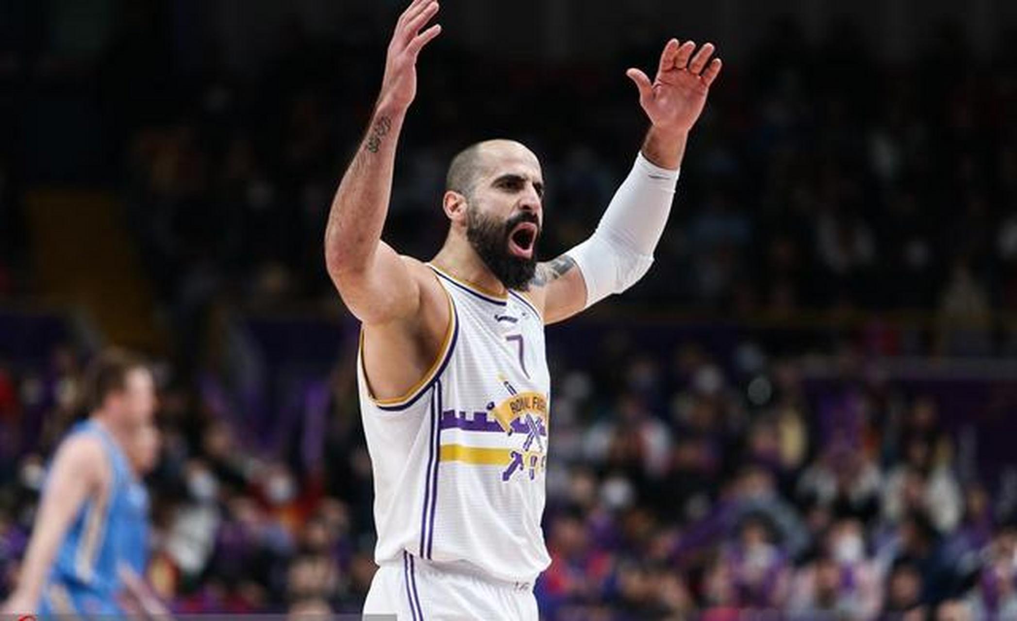 马布里遭当头一棒!桑尼确认无缘返回cba,他该怎么办?