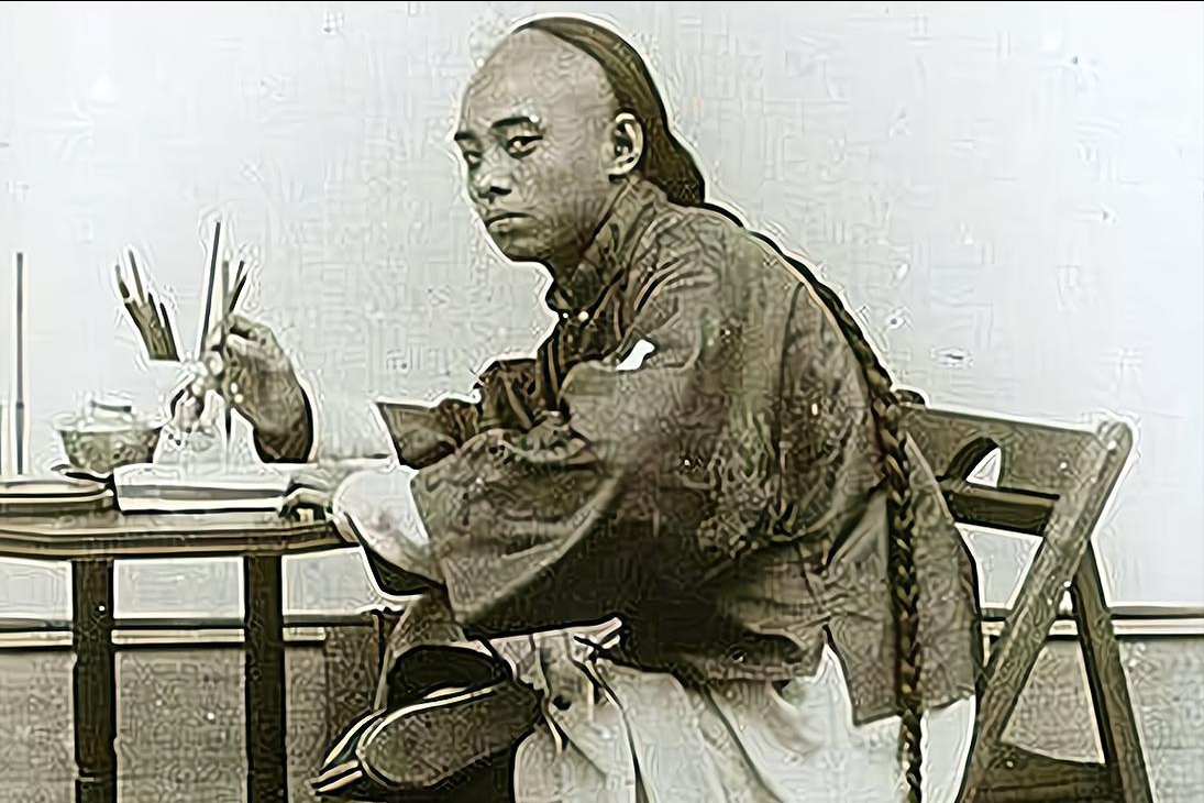 清朝一四川书生参加殿试,光绪看到试卷中12个字,钦点为头名状元