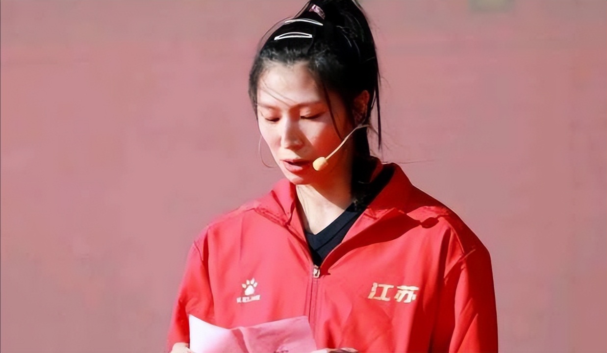 小朱婷吴梦洁 在大运会第一场打出巨星风采 进军奥运会指日可待