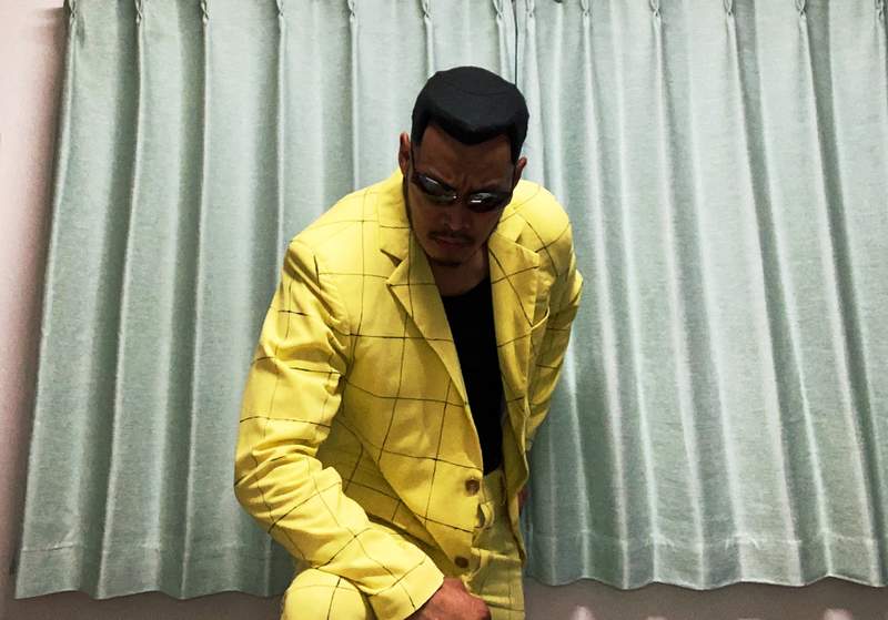 《蜡笔小新》幼稚园园长真人版,比二次元更像黑道老大的cosplay