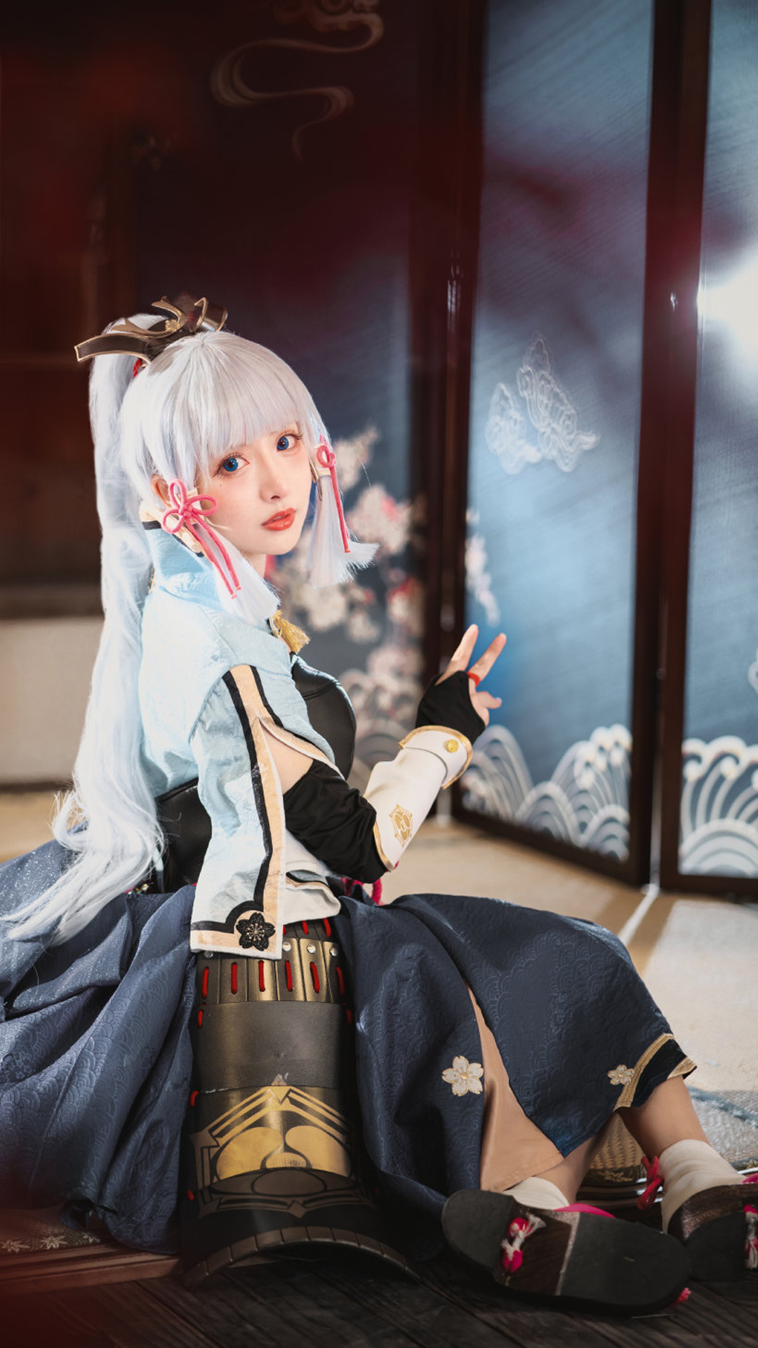 cosplay美图大赏,原神神里绫华:如果下雨,就跟我一起躲一躲