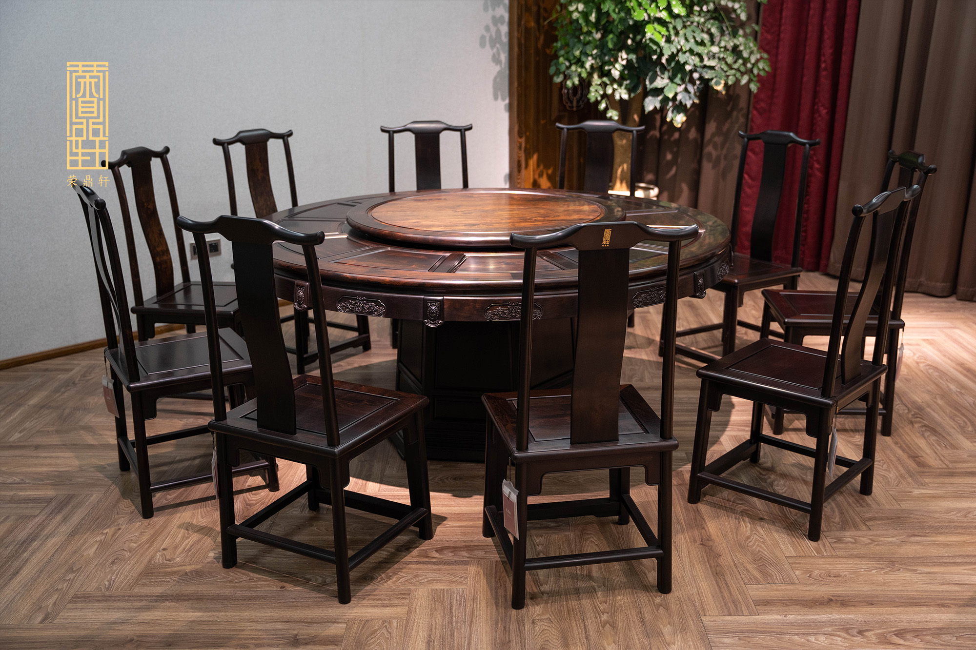 盘一盘紫光檀的包浆