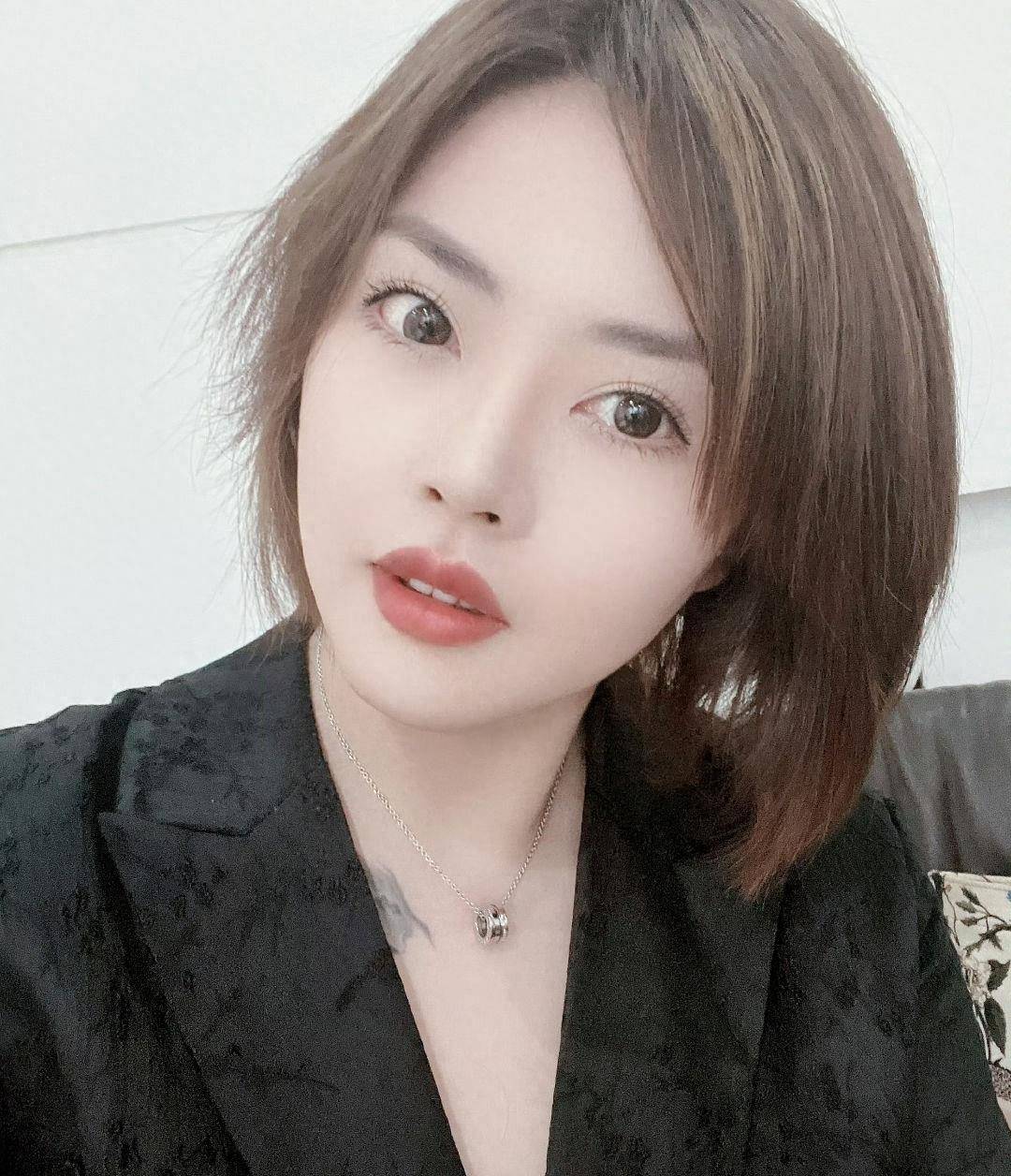 有剧组霸凌女演员!制片人区别对待太明显,导演过往言论惹争议