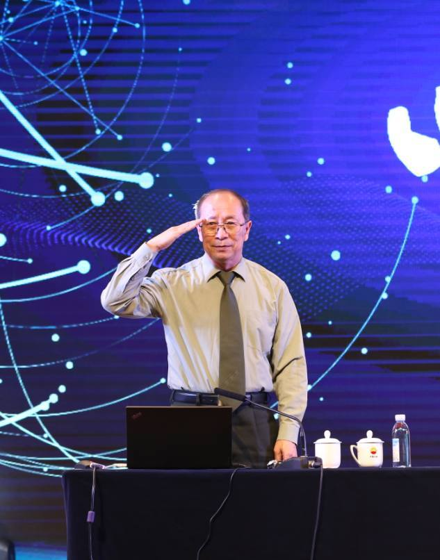 金一南去英国学习时被教官怒批:你们不讲信用,说话不算数