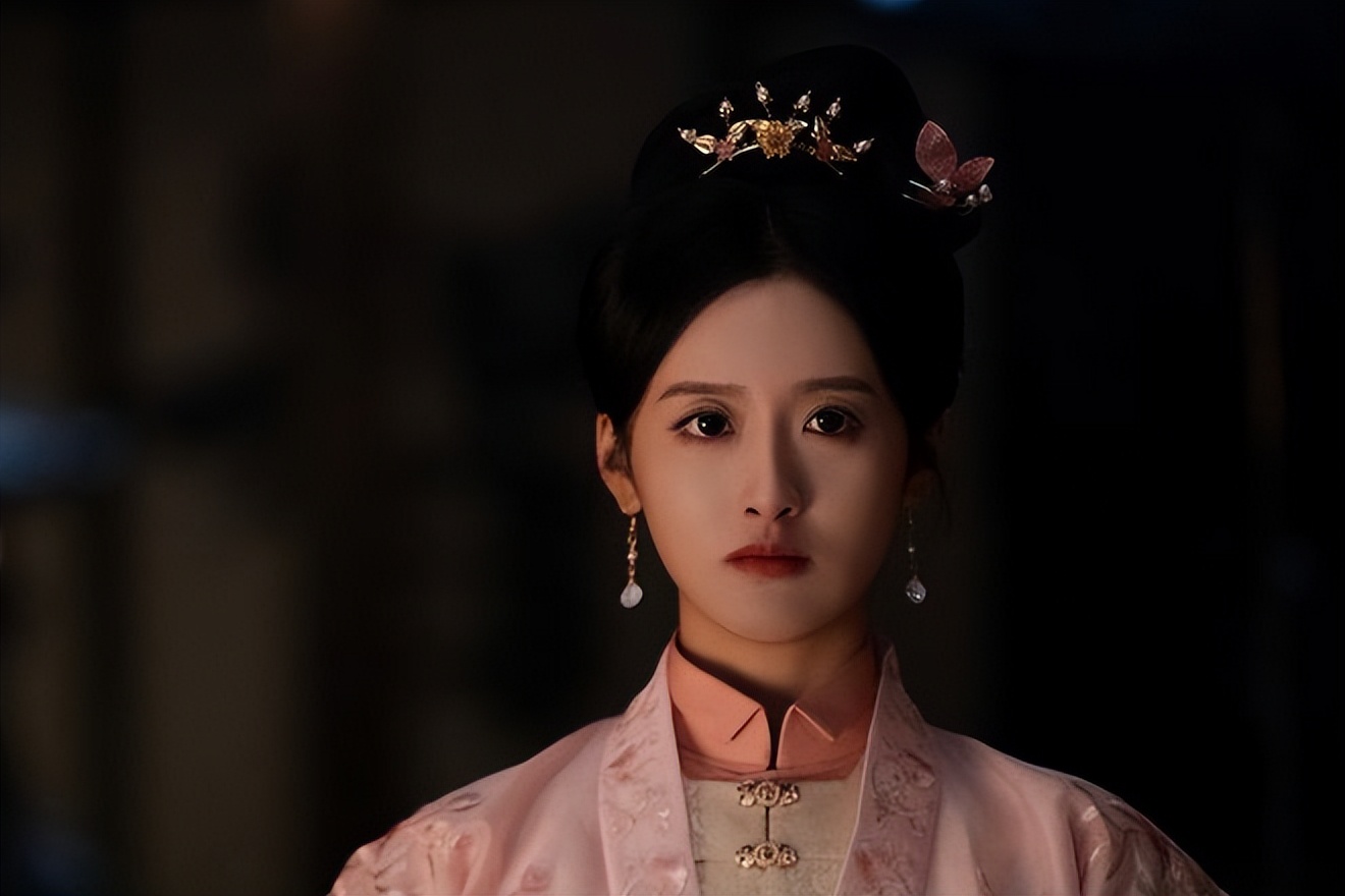 《进阶的主母》:演员炉火纯青的演技,掩盖了薛晚儿内心的"恶"