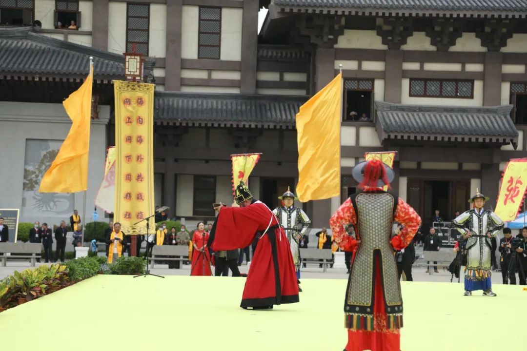 第23届濮阳张姓拜祖大典在中华张姓祖根地濮阳挥公园隆重举行