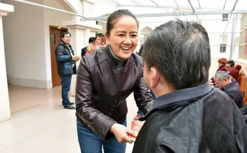 广西最美女书记赵丽落马记:司机负责收钱,7年敛财1344万