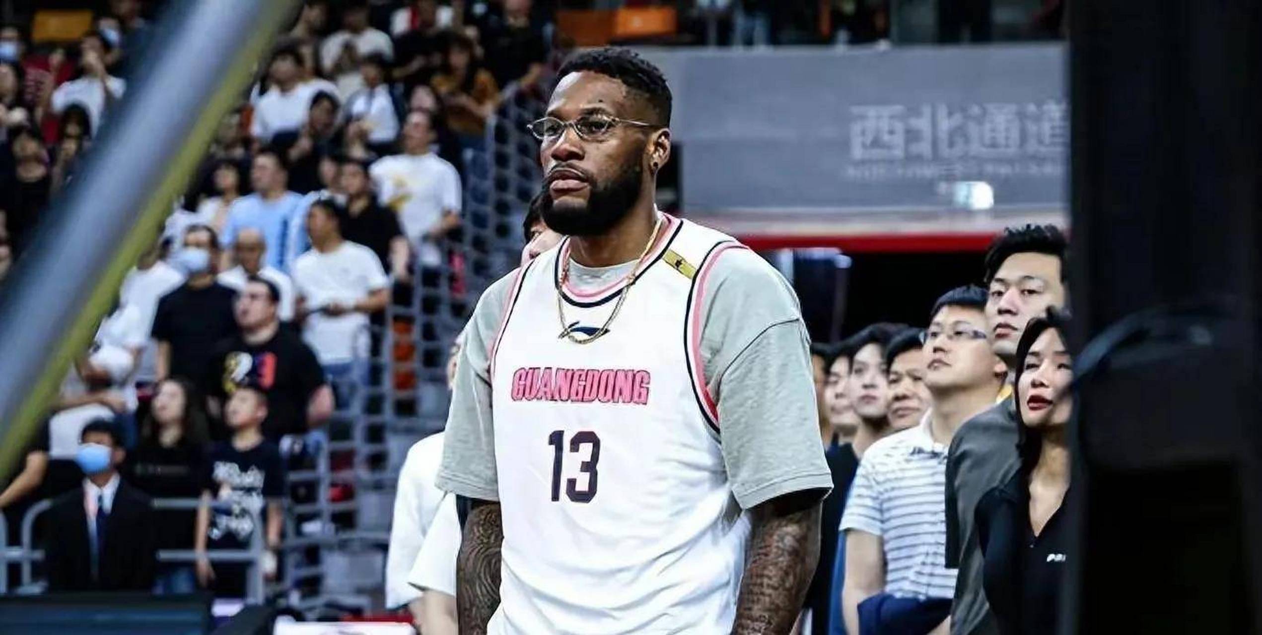 暗指球队不满布鲁克斯,威姆斯回归原因曝光 广东男篮签约威姆斯是为了