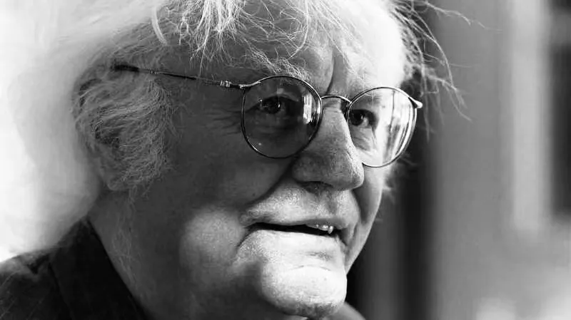 美国著名诗人罗伯特·勃莱离世,享年94岁,诗歌精选集欣赏