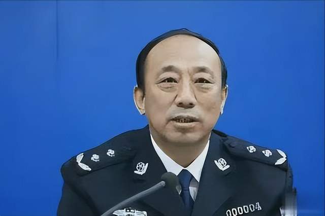 组长周培斌和纪涛相继被查.结果大快人心