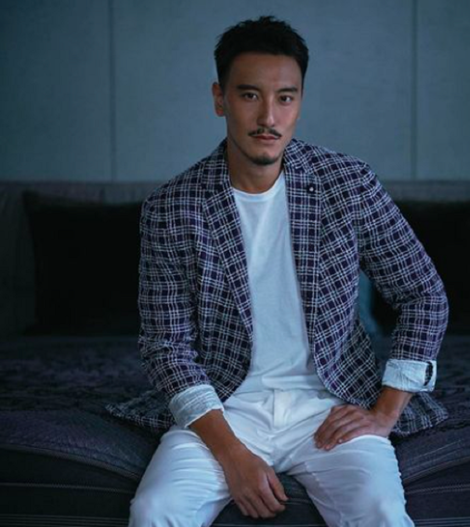 男星王阳明豪车被撞出洞,肇事者逃逸不负责任,怒发文直呼气死了