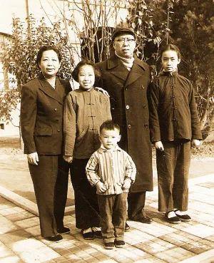 林月琴之女罗北捷:母亲为教育奋斗一生,是新中国首位女大校