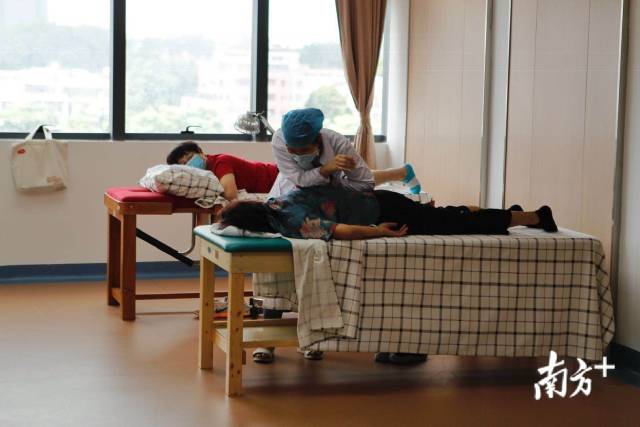 广州首家老年病康复医院，这样为老人提供康复治疗