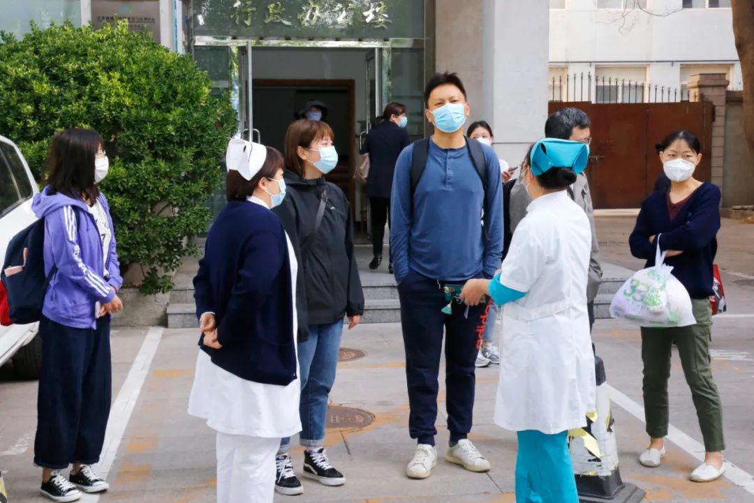 关于北京积水潭医院、护士全程协助陪同黄牛跑腿号贩子挂号，所有三甲医院都可办理的信息