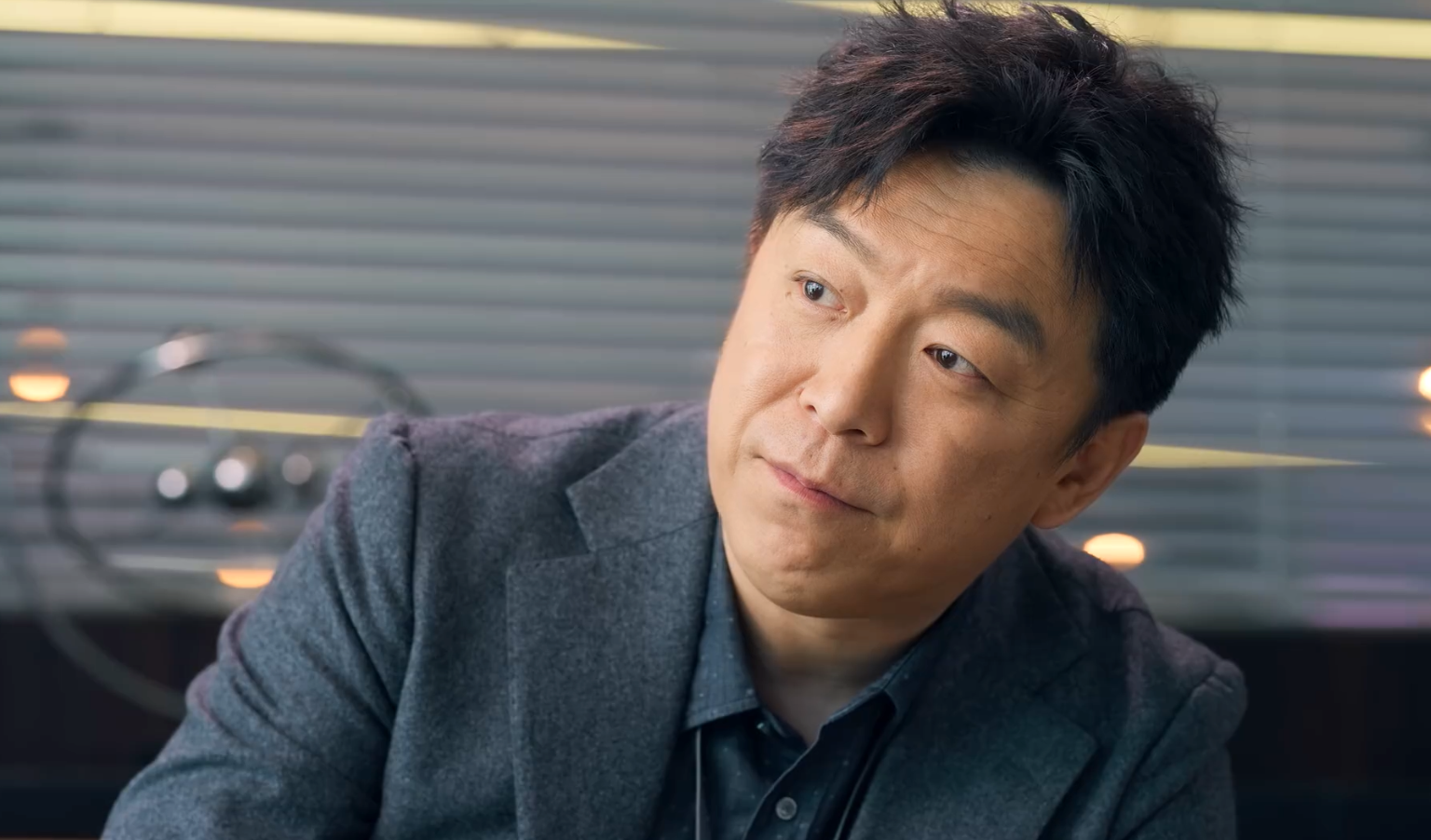 《打开生活的正确方式》:边亮(黄渤)告诉你,职场生存之道