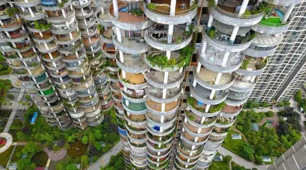 贵州这一奇葩建筑,外形似烤面筋一样,是网红打卡地之一