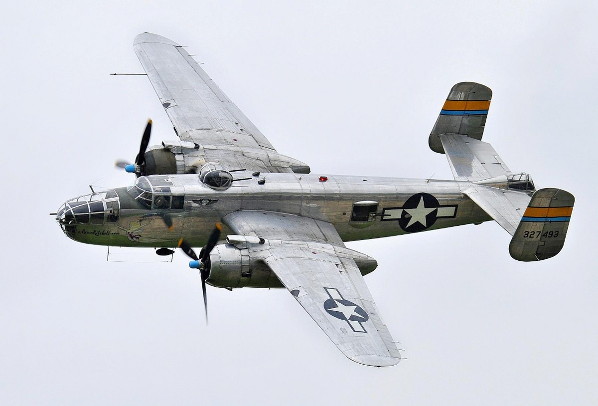 聊聊图-4轰炸机:"b-29斯基"横空出世,图波列夫喜提列宁勋章