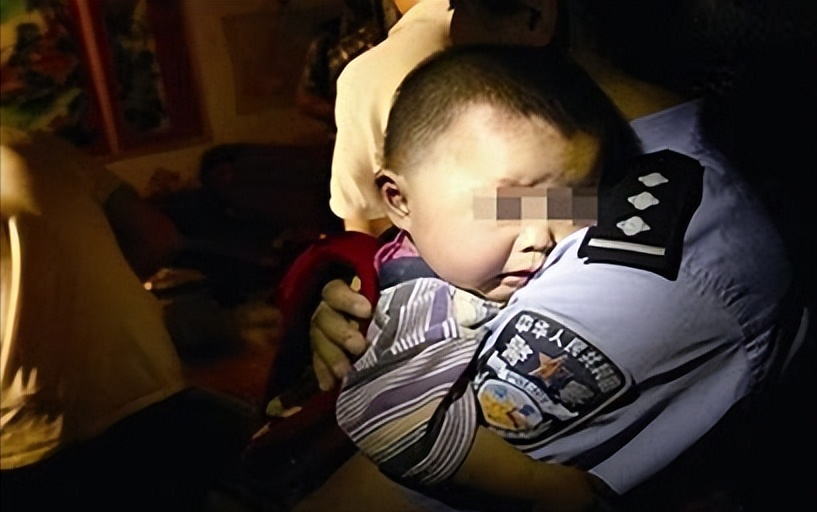 2004年女魔头被捕,曾6年拐卖85人,逃亡时被卖到山西,受虐12年