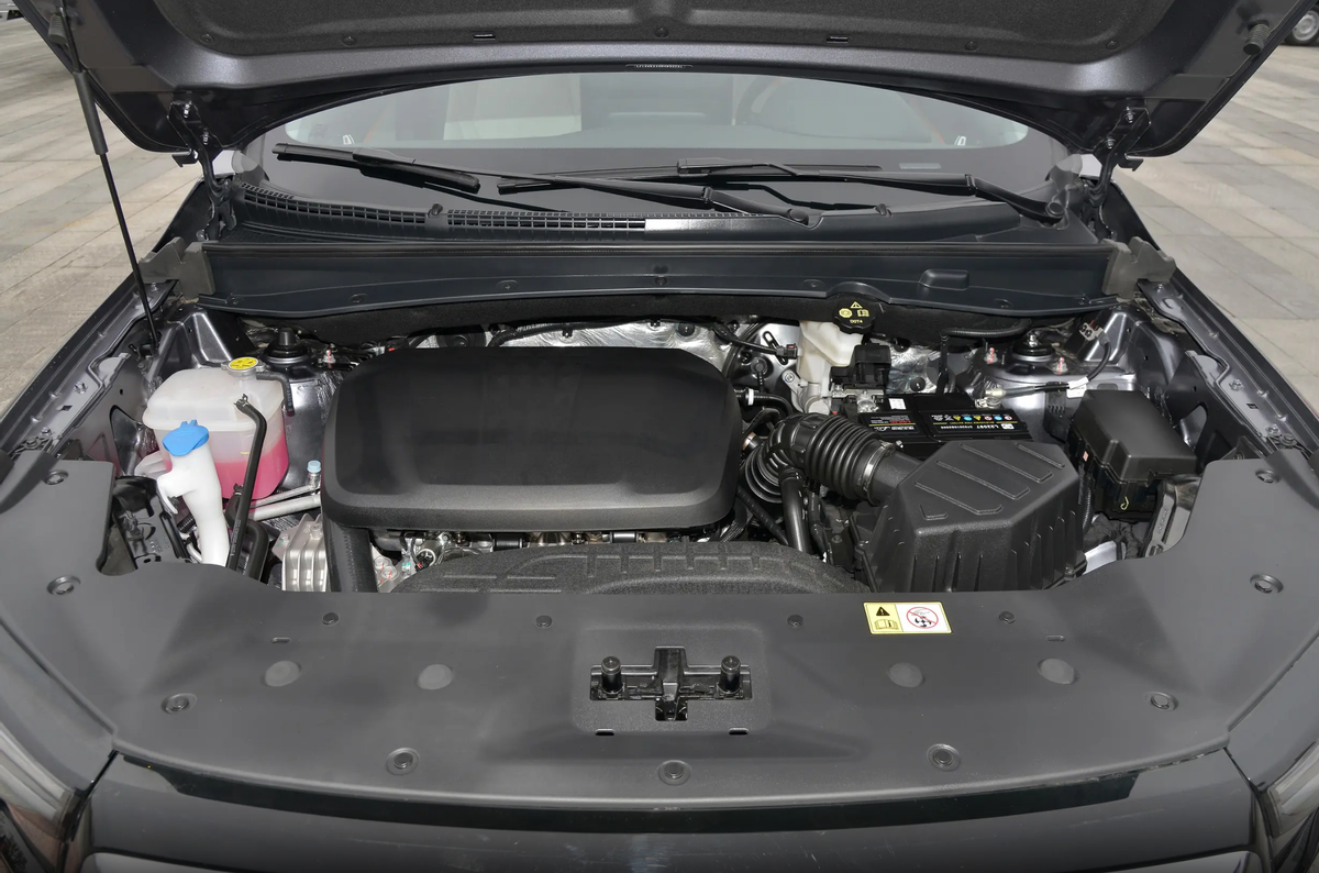 带你看思皓x6:全系1.5t发动机,预售7.99万起