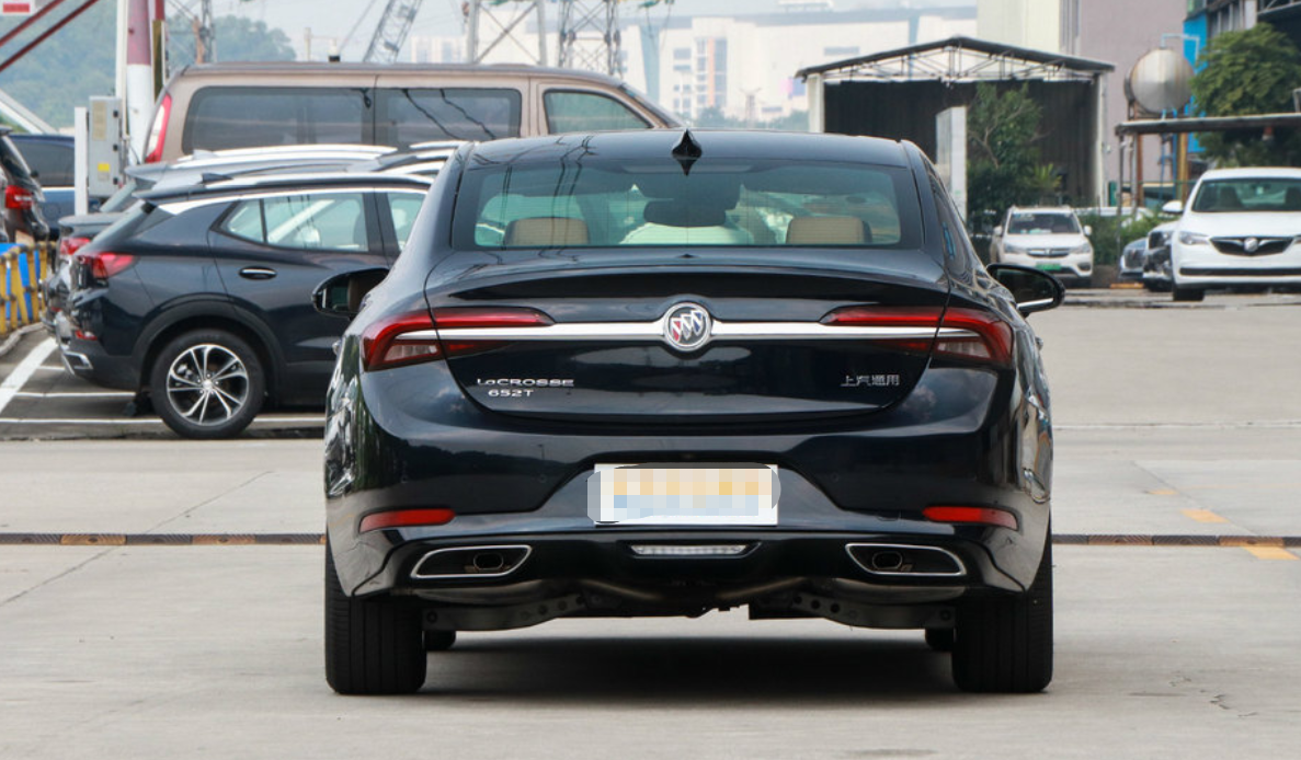 配置高动力足,2021款别克君越实力上线,堪称b级"旗舰车"