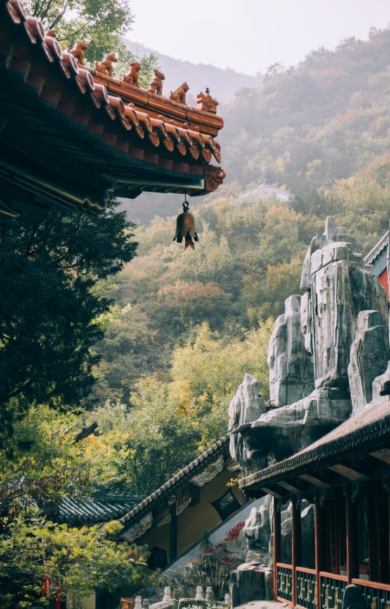 白瀑寺,魔幻的深山古寺
