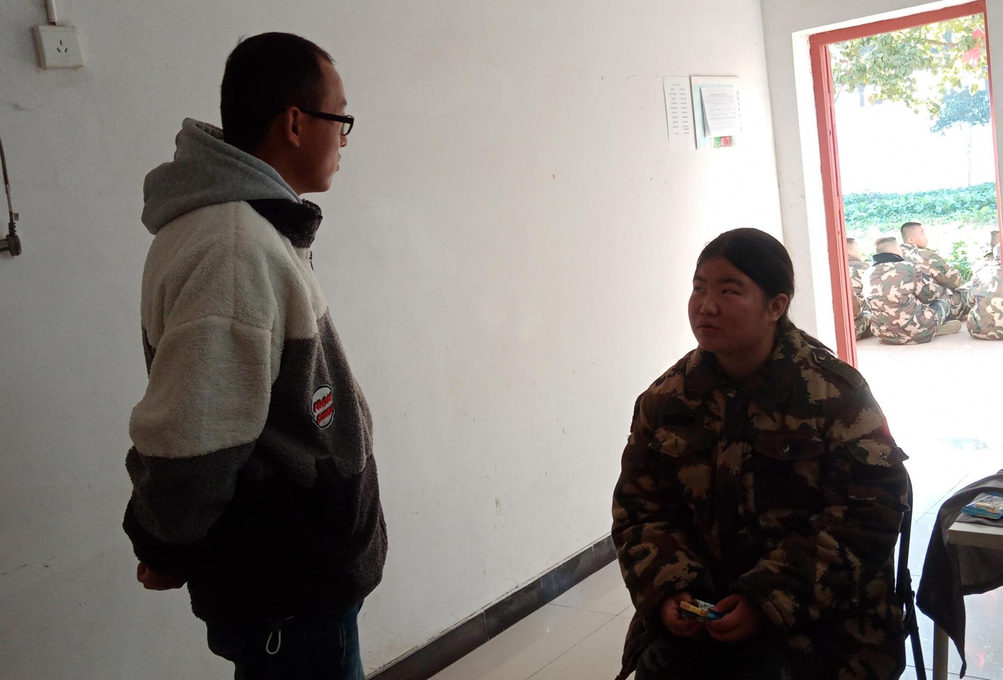 叛逆青少年教育基地 河池儿子上网成瘾(图2)